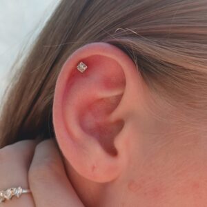 Helix piercing